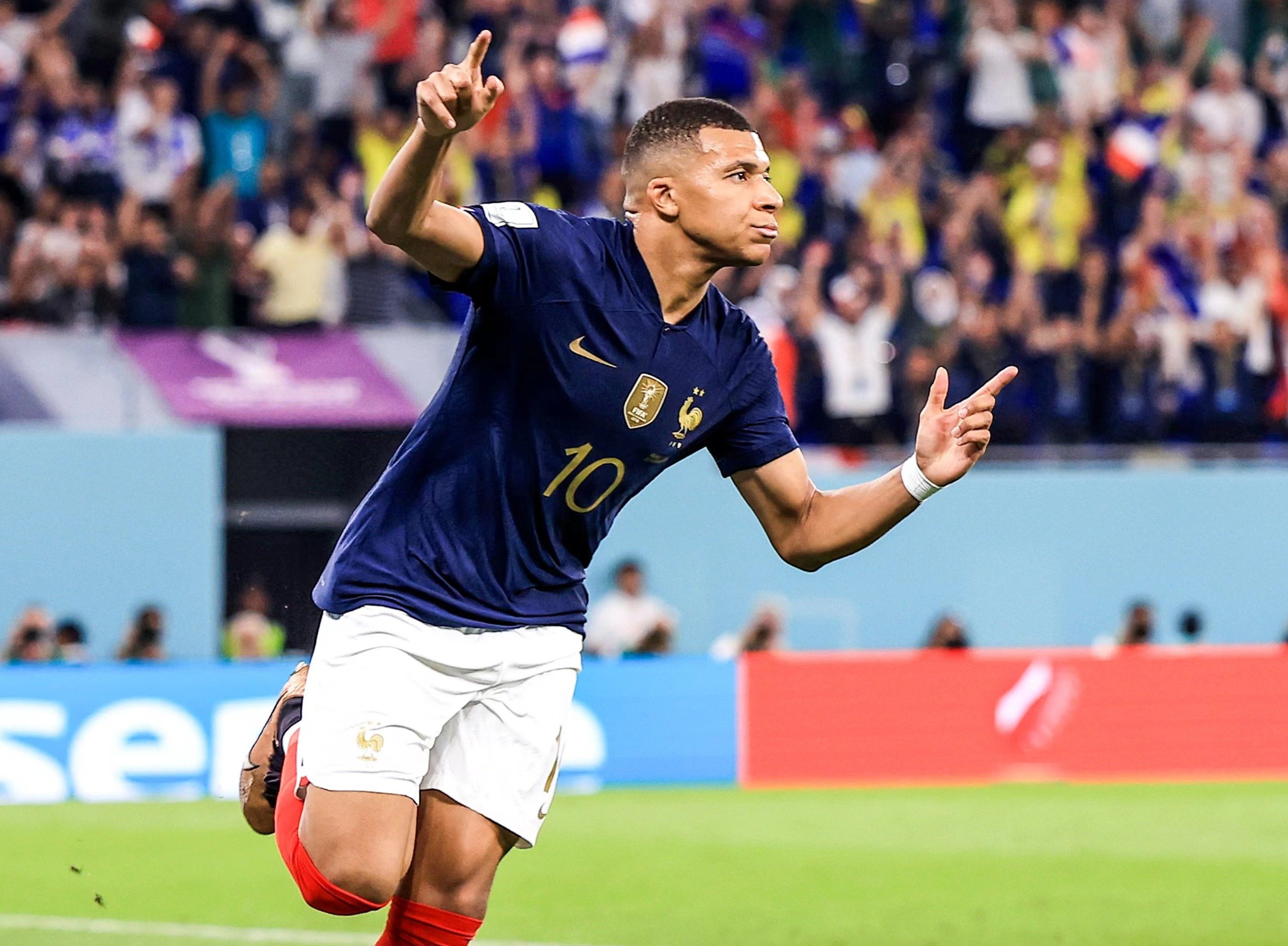 杰拉德：必须尊重萨拉赫的感受，他渴望为球队出力