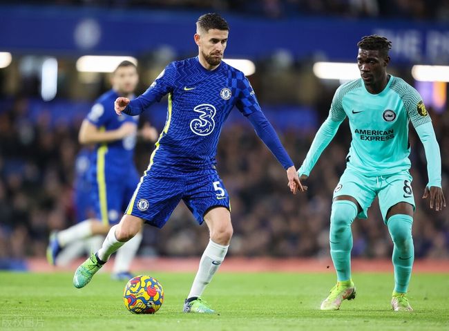 错失绝平机会，帕罗特补时阶段勺子点球打飞