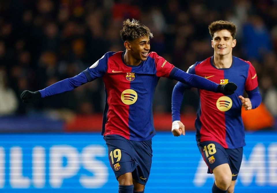 足球英超球队内部录像流出，球员争吵曝光