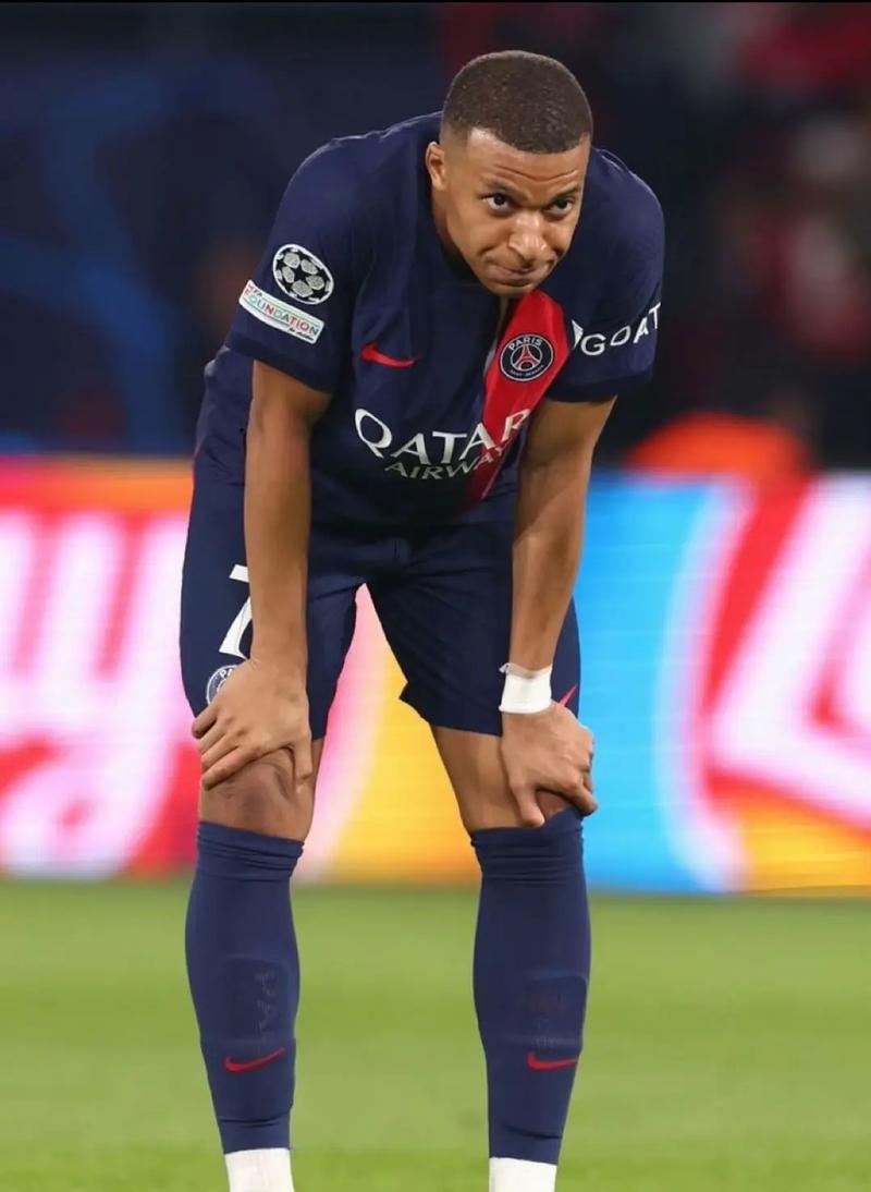 尤尔曼德：多特是顶级球队；格里马尔多可以胜任多个位置