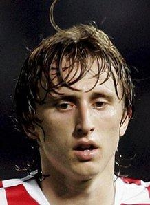 阿莱尼亚：佩德里对巴萨来说不可或缺；热刺曾经想签下我