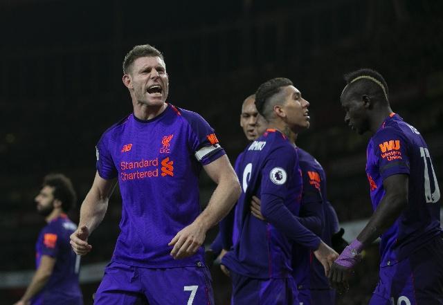 曼联中场组织乏力